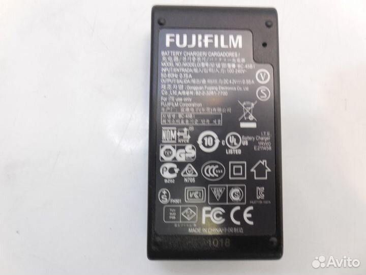 Зарядное устройство Fujifilm BC-45B I