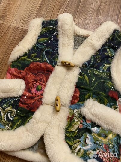 Жилетка из овчины для девочки