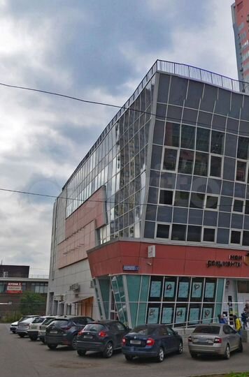 Машиноместо, 18 м²