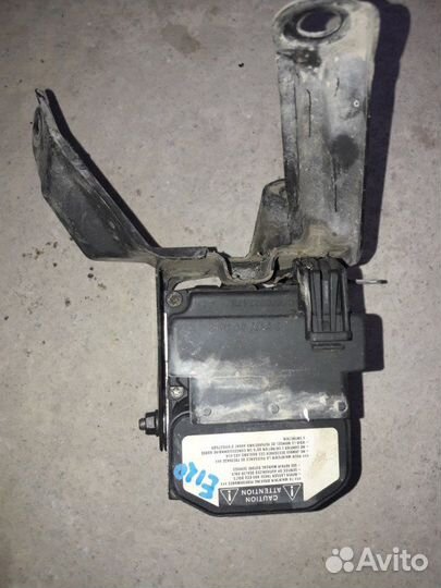 Блок ABS Toyota Corolla E120