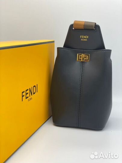 Сумки женские Fendi шикарного качества