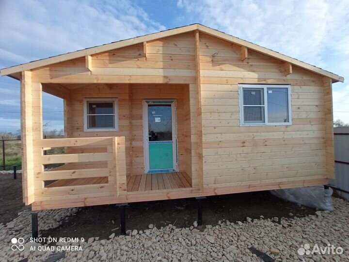 Гостевой дом из минибруса 6*6 с террасой