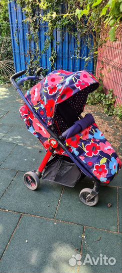 Прогулочная коляска cosatto