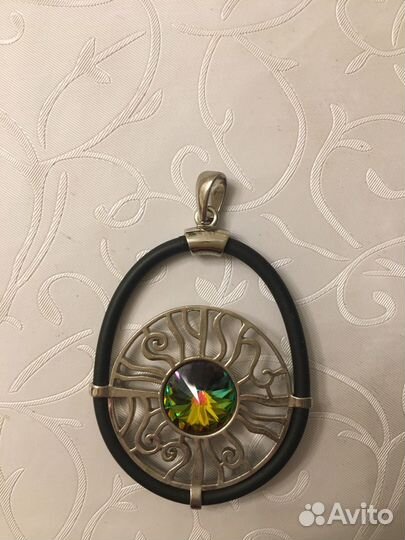 Серьги и кулон