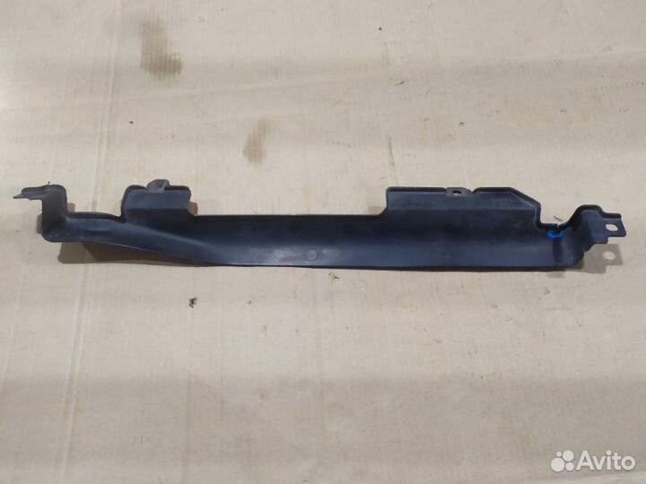 Дефлектор радиатора Nissan Almera G15 K4M 2013