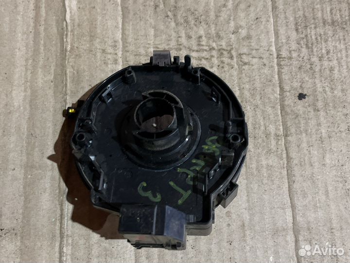 Подрулевой шлейф на Suzuki Swift 3