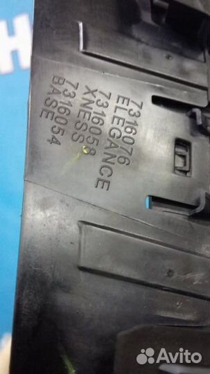 Решетка радиатора правая Bmw X5/ X6 F15/ F16