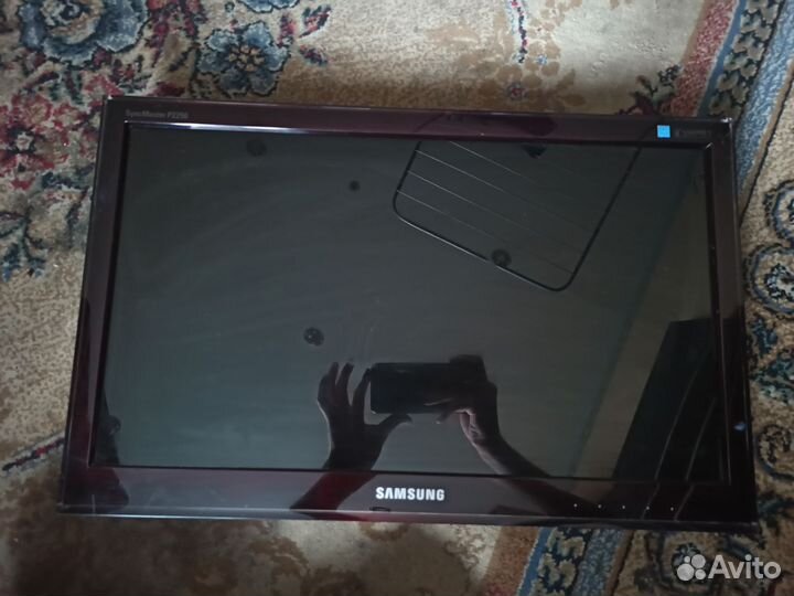 Монитор Samsung