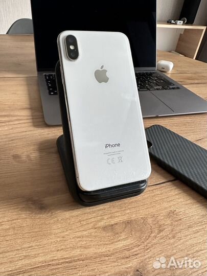 iPhone X, 256 ГБ