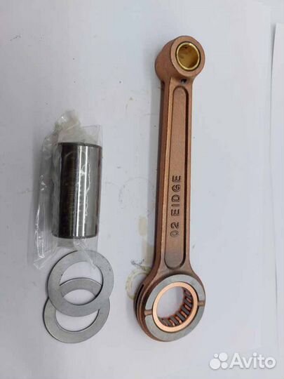 Шатун на мотоцикл Иж Планета (в сборе)