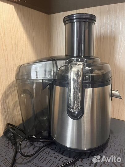 Соковыжималка Redmond RJ-M906