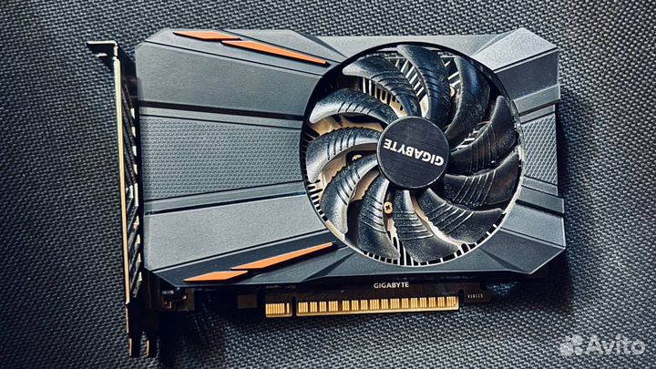 Видеокарта GTX 1050 2Gb