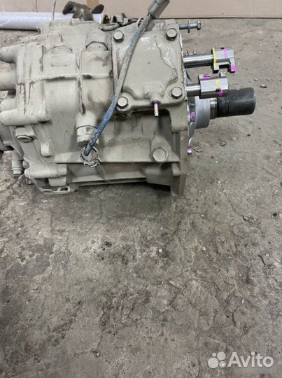 Коробка раздаточная Toyota Hilux 2kdftv 2.5