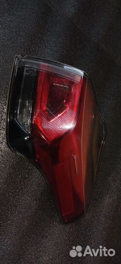 Фонарь задний правый тойота раф 4