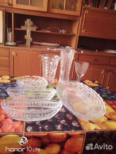 Посуда; стекло и хрусталь