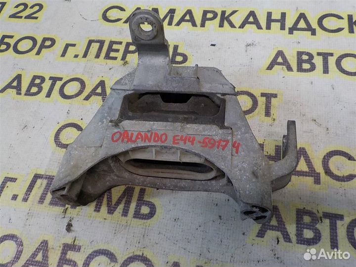 Опора двигателя правая Chevrolet Orlando 2011–2018