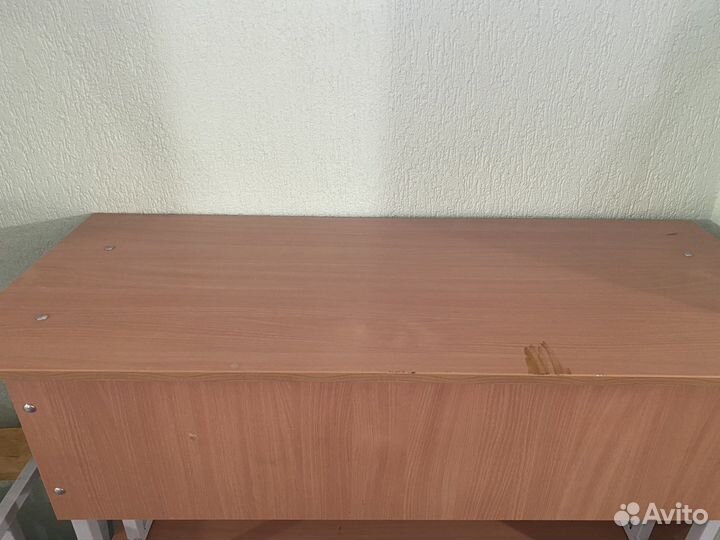 Парта и стул ученические