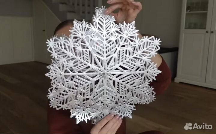 Салфетки сервировочные снежинки кружево серебряный