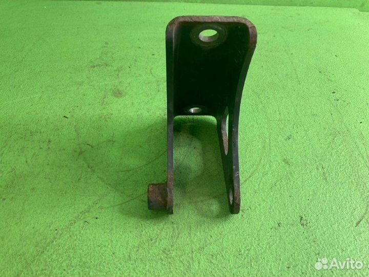 Кронштейн амортизатора кабины DAF XF106