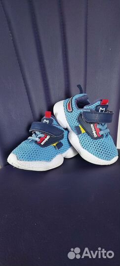 Кроссовки Котофей 24