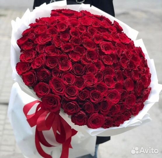 Букет роз с беспл. доставкой