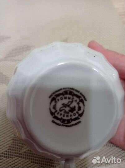 Чайная пара - чашка и блюдце, фарфор, новые