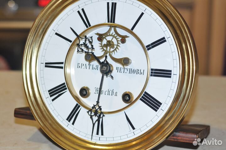 Старинные настенные часы Братья Чeтуновы. 33