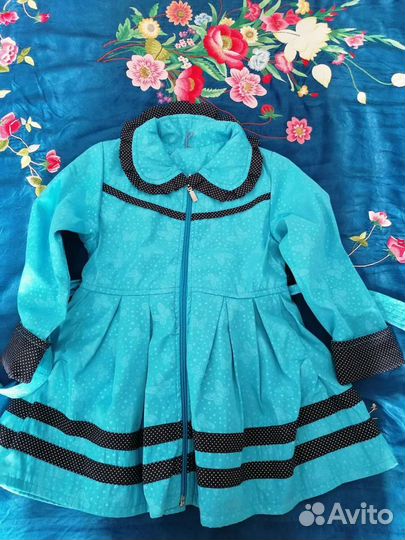 Плащ для девочки
