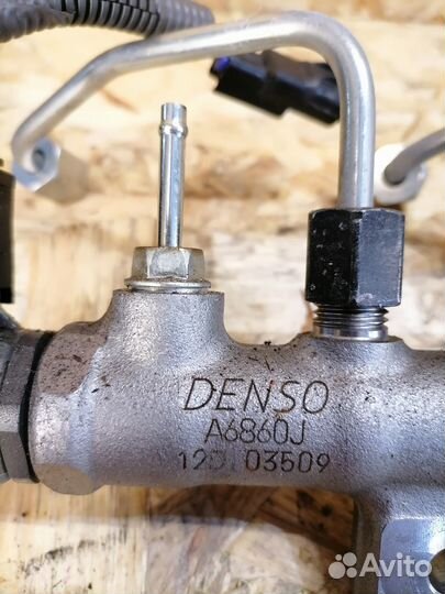 Топливная рейка Toyota Hiace H200 1GD-FTV 2.8