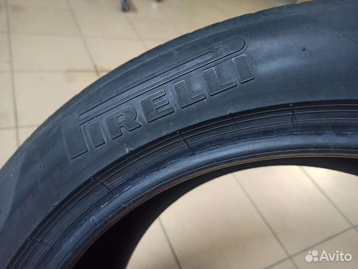 Pirelli P Zero 235/50 R19