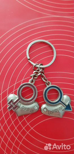 Продаю брелки для ключей либо на сумку