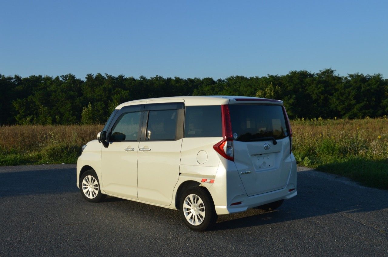 Toyota Roomy: фото владельца