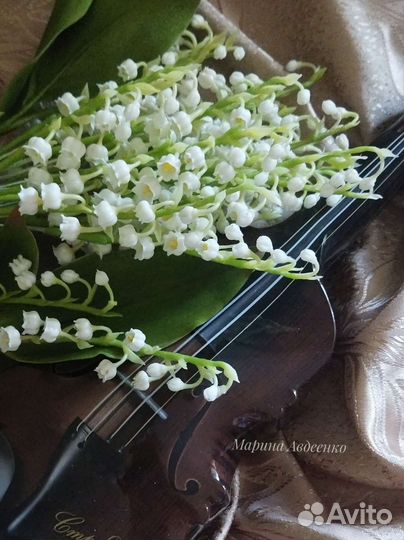 Ландыши ручной работы. В смешанной технике