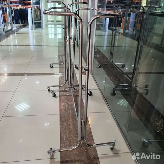 Вешалка напольная стойка