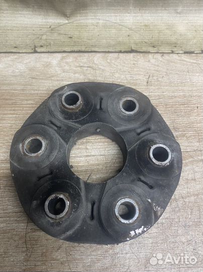 Муфта карданная Мерседес w209