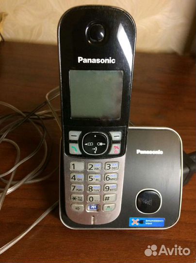 Телефон Panasonic KX-TG6811RU