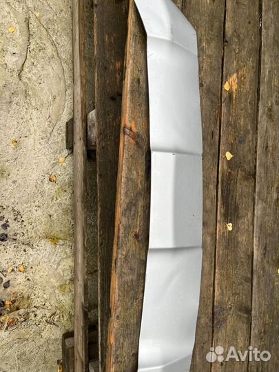 Накладка нижнего бампера Lexus lx 570-й 16-й год