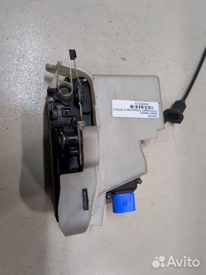 Замок двери Volkswagen Transporter 5, 2005