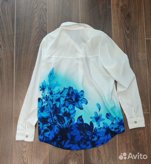 Блузка женская размер м белая с цветами