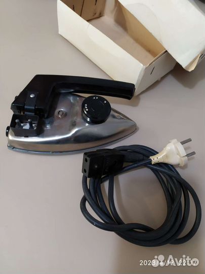 Утюг складной дорожный