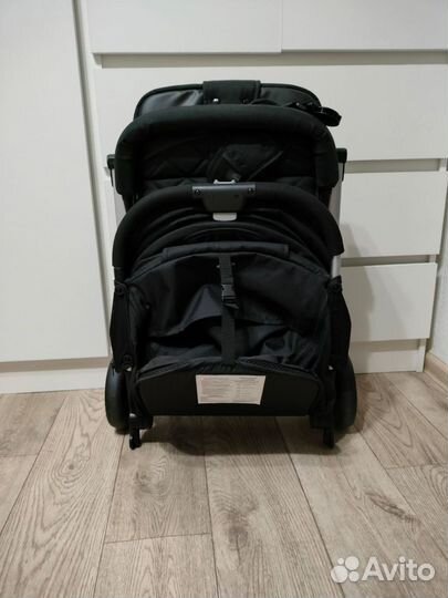 Прогулочная коляска новая