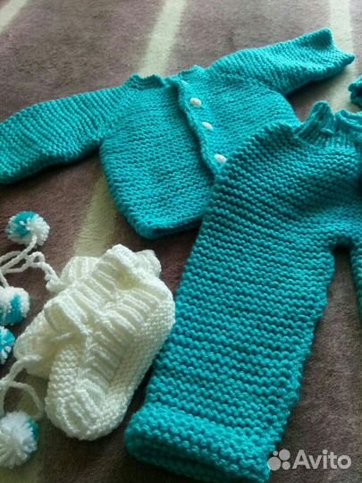 Вязаный комплект новый