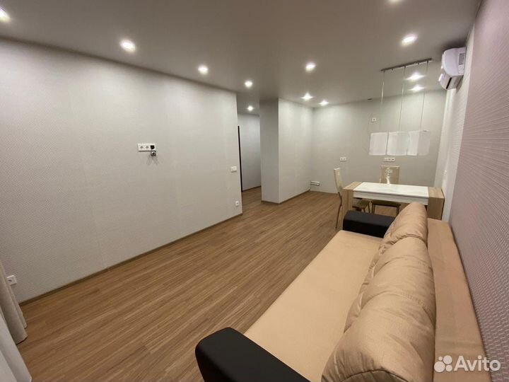 Ремонт квартир. Поклейка обоев