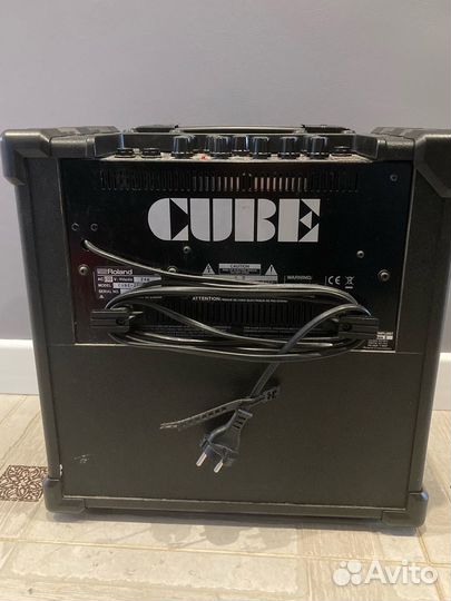 Комбоусилитель Roland Cube 20XL