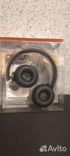 Jbl tune 560bt новые