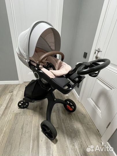 Коляска Stokke Xplory V6 2 в 1