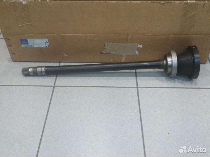 Полуось передняя приводной вал шрус Vito 638