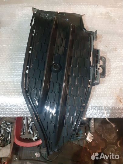 Решетка бампера Mercedes-Benz Glc 2019- (A25388581