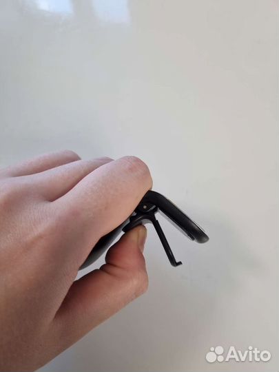 Магнитный держатель для телефона