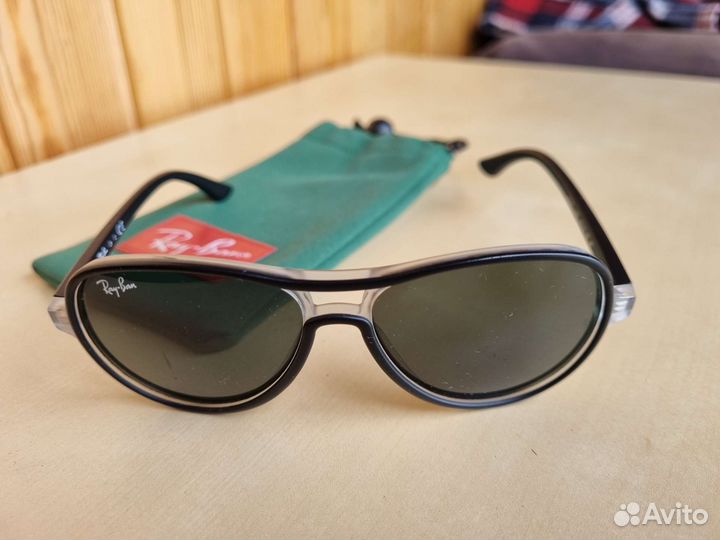 Солнцезащитные очки ray ban детские
